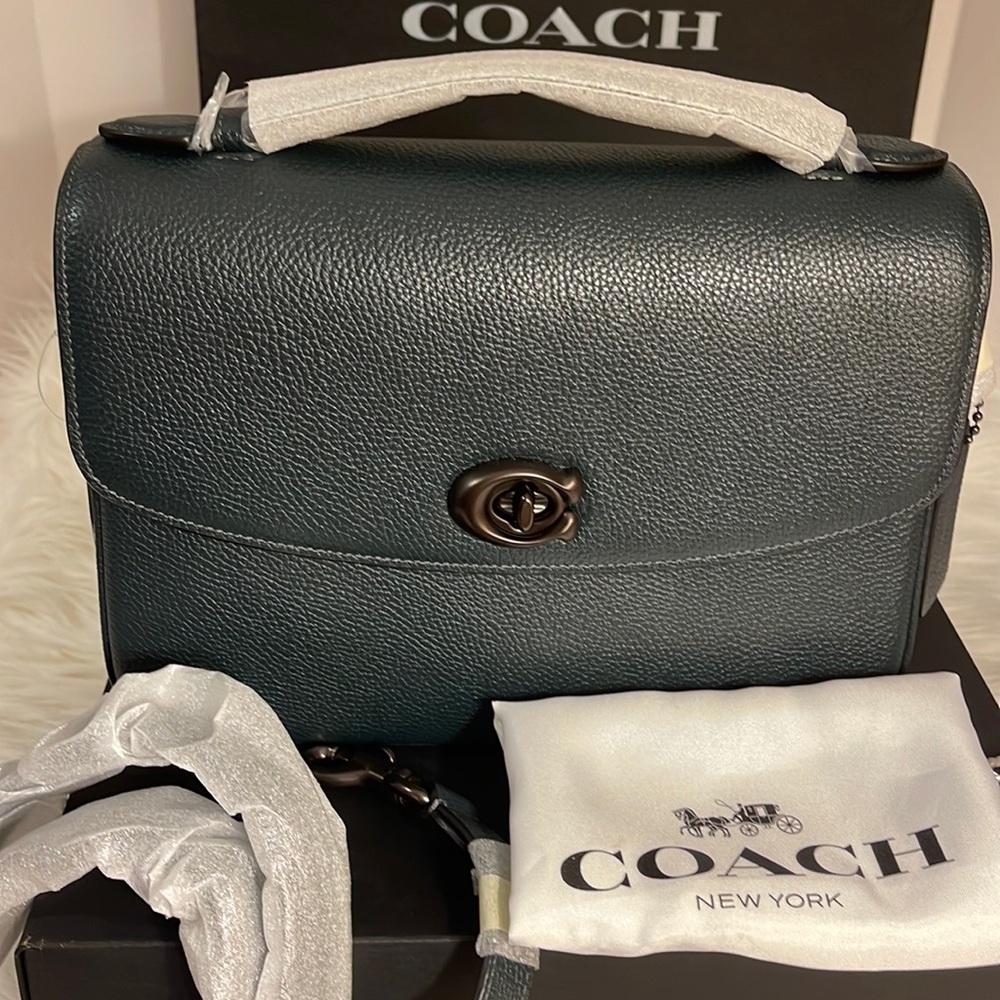 SOLD🇨🇦!! Coach Cassie in Pine Green - Picture 3 of 13